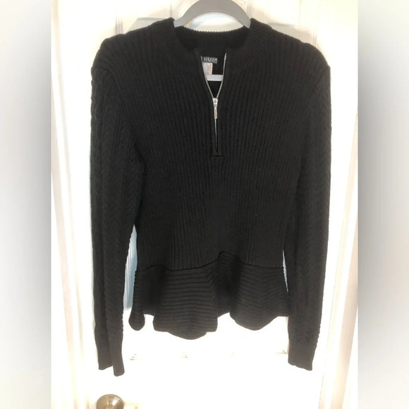Venus all black sweater with flare bottom Size large Good used condition - Picture 1 of 10